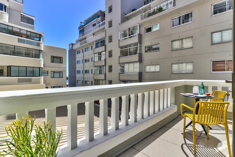 1 Bedroom Property for Sale in Sea Point Western Cape